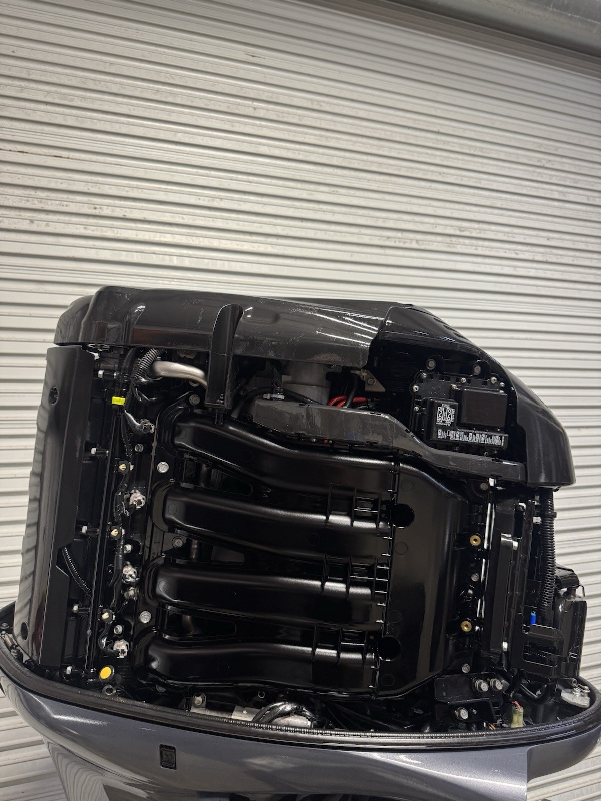 2015 Yamaha F350 350hp 4-Stroke 35-Shaft Outboard-Motor - Image 6