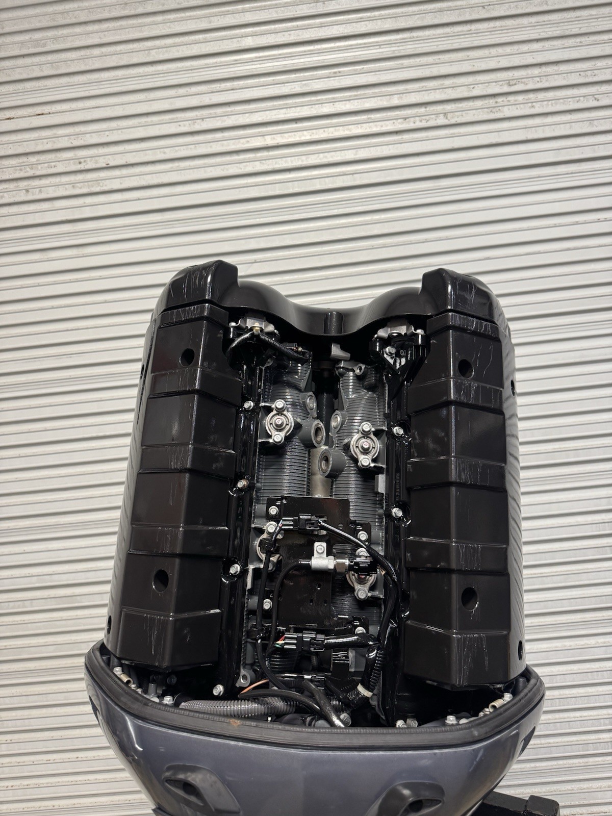 2015 Yamaha F350 350hp 4-Stroke 35-Shaft Outboard-Motor - Image 7