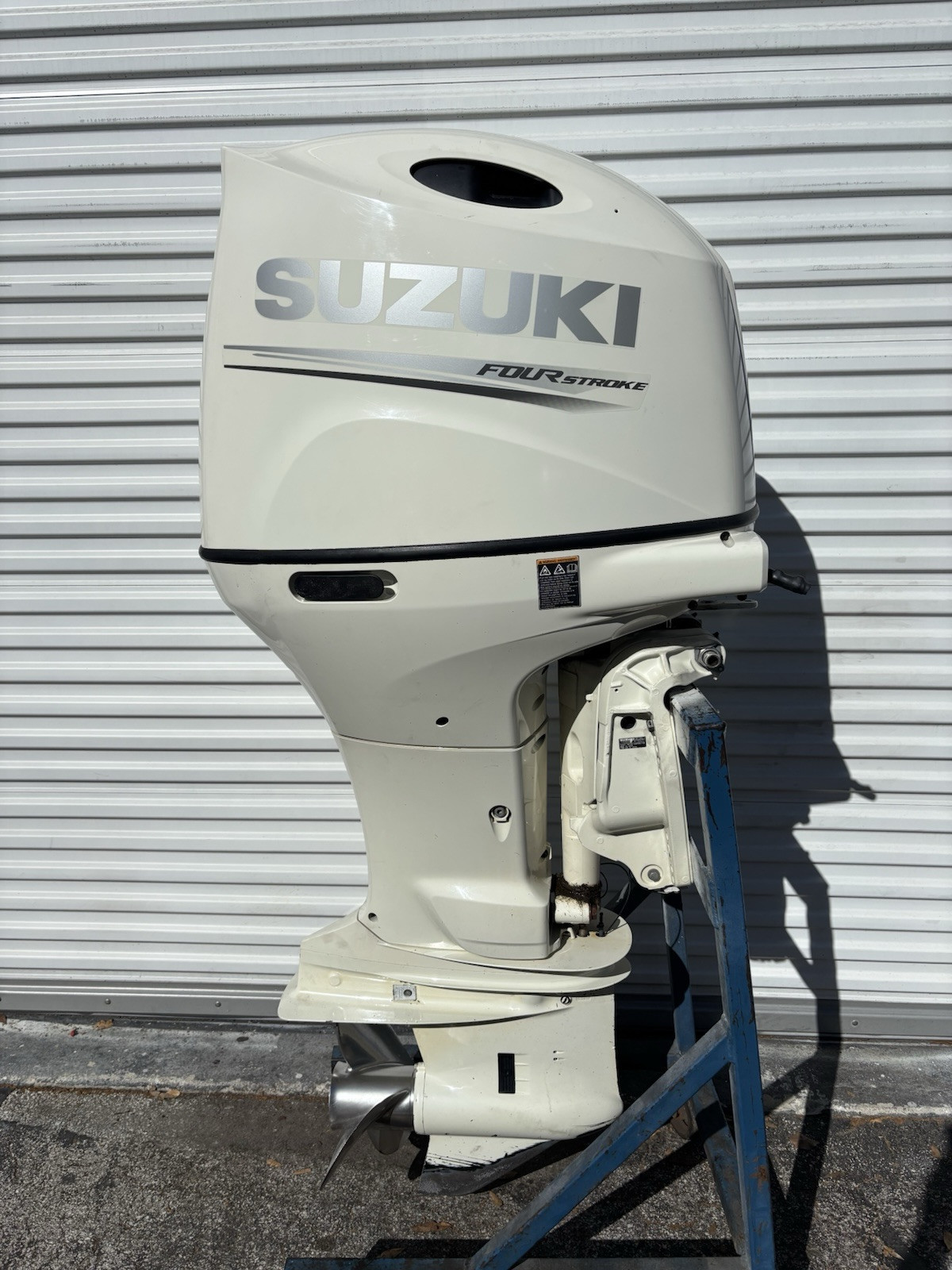 Used 2020 Suzuki 150hp 4-Stroke 25-Shaft Outboard Motor - Image 3