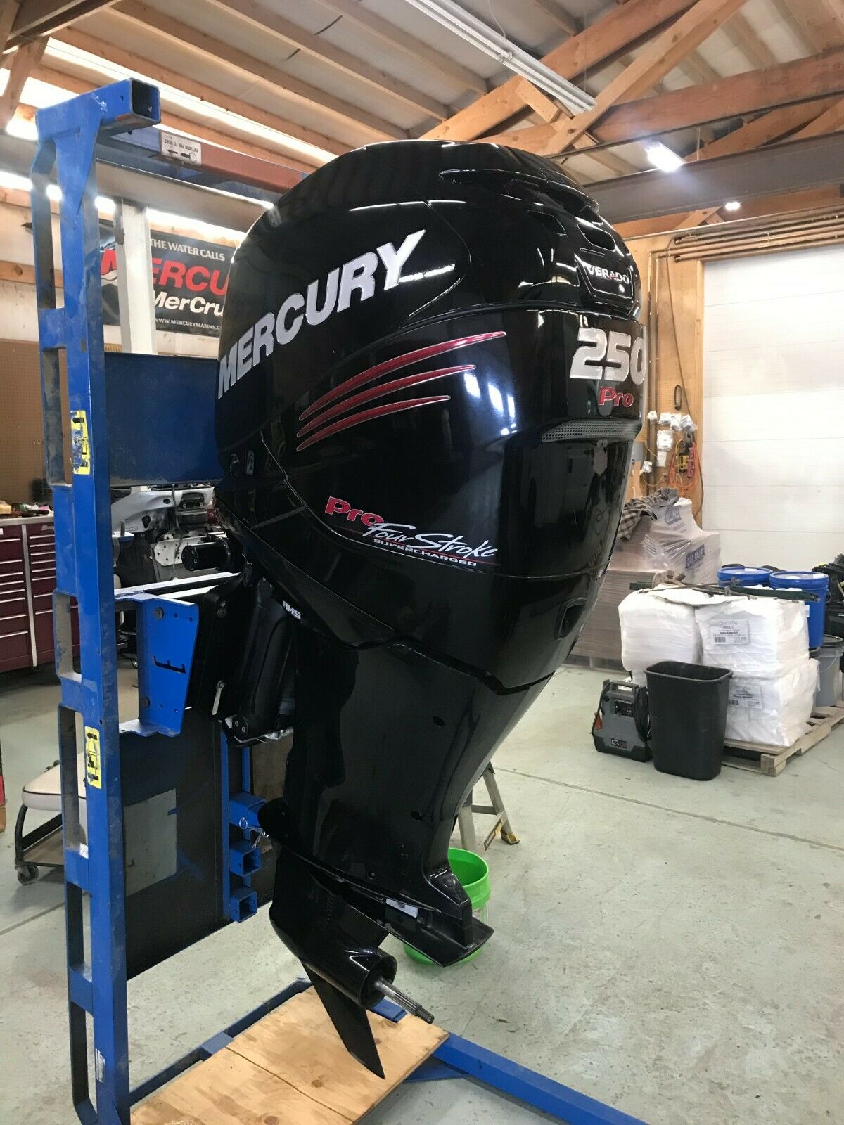 2014 Mercury-250hp Pro 4-Stroke 25'' Outboard-Motor - Image 11