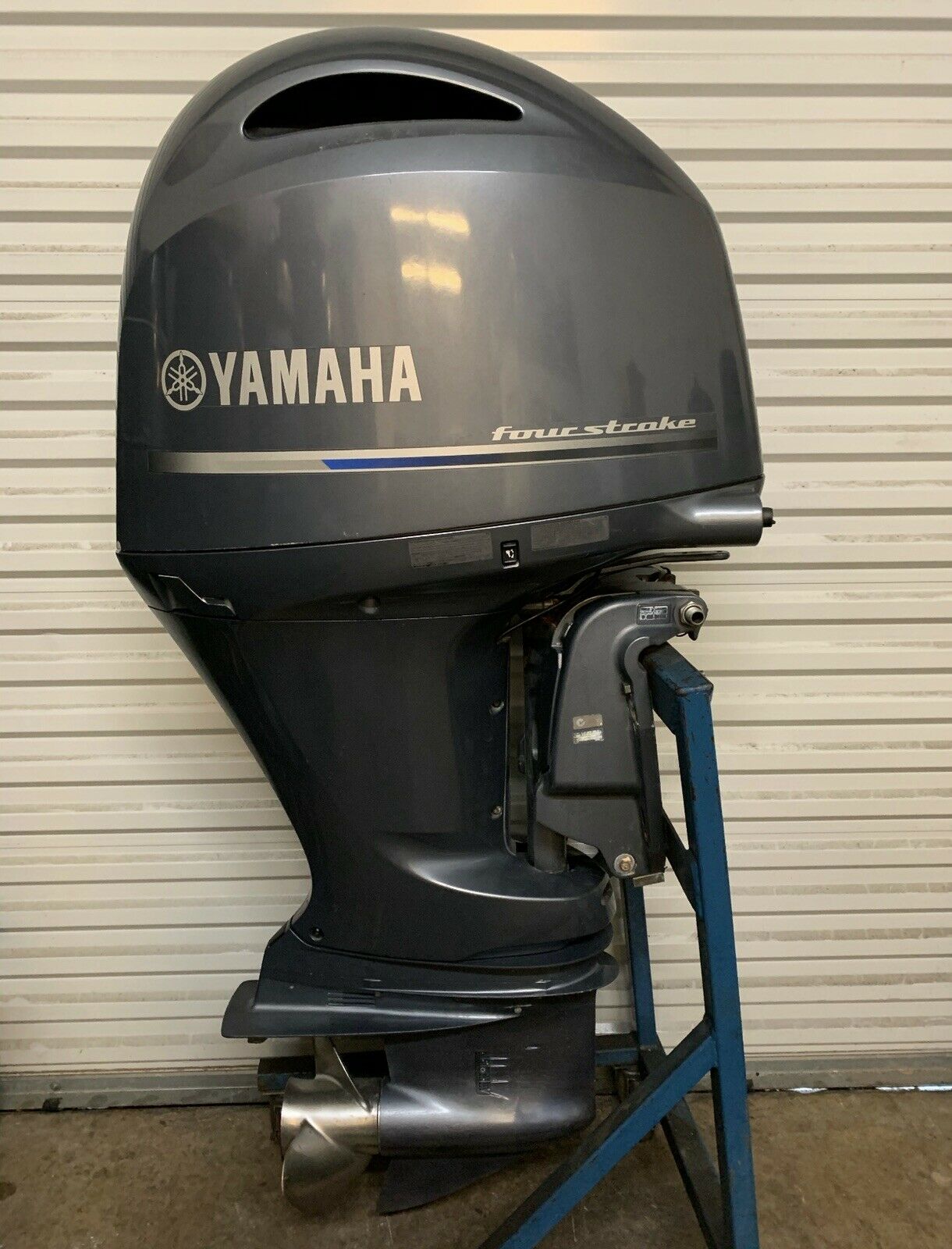 2014 Yamaha F200XB 200hp 4 Stroke Outboard Motor - Image 5