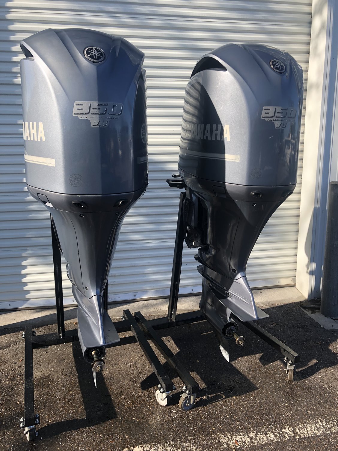 Twin 2011 Yamaha 350hp 4 Stroke 30 Shaft Outboard Motors - Image 11