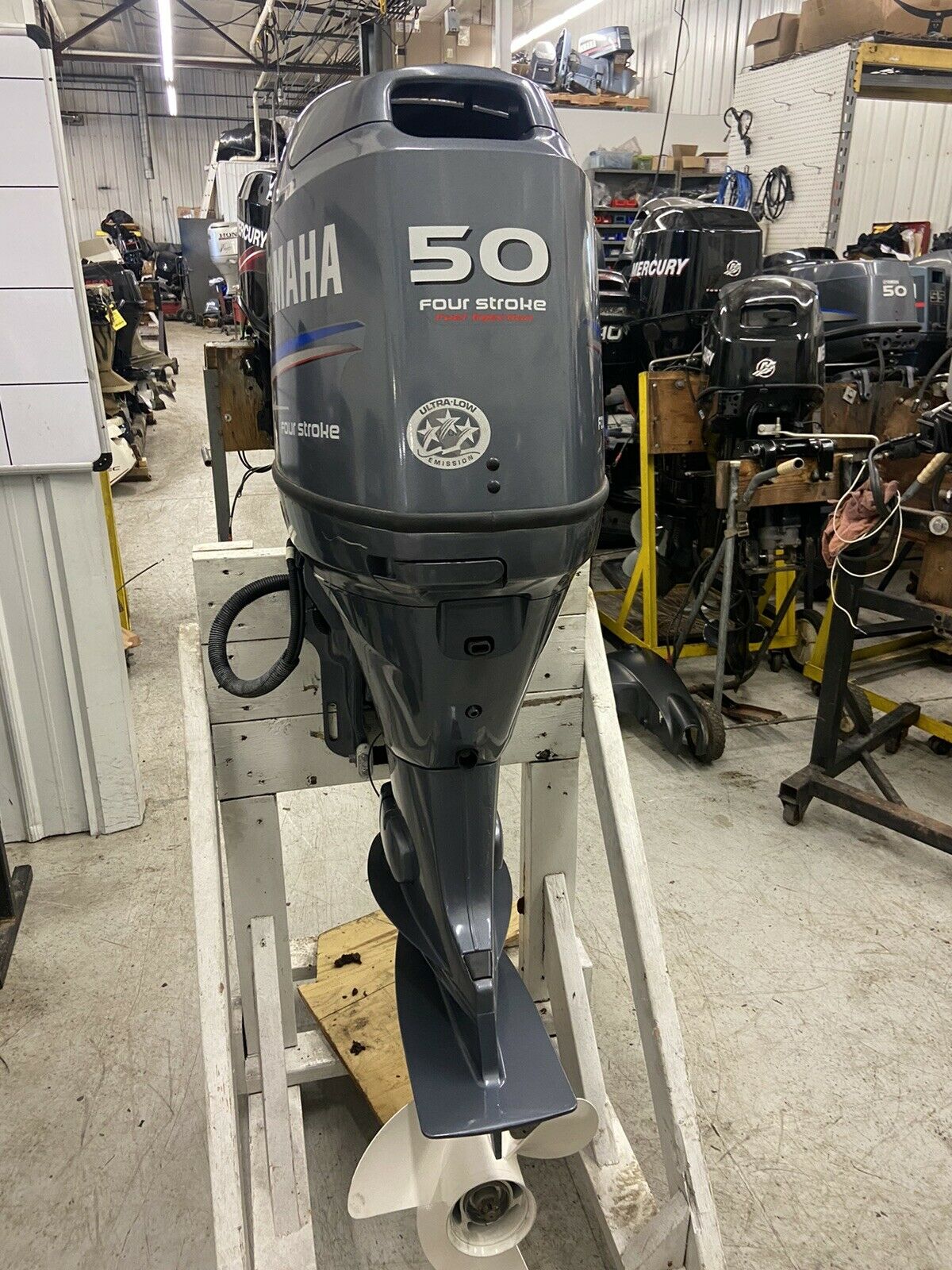 2011 Yamaha 50hp 4 Stroke 25 shaft Outboard Motor