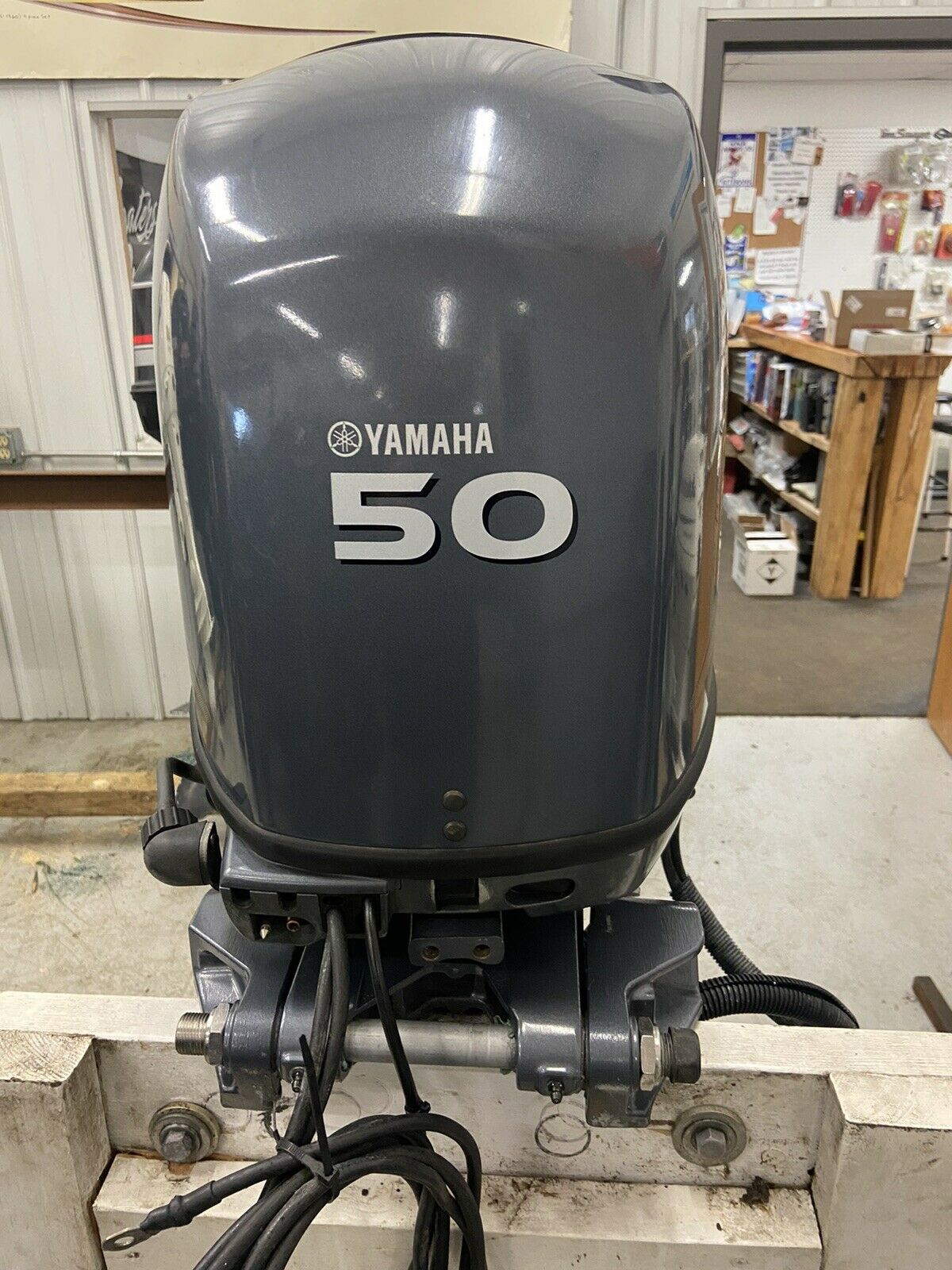 2011 Yamaha 50hp 4 Stroke 25 shaft Outboard Motor - Image 8