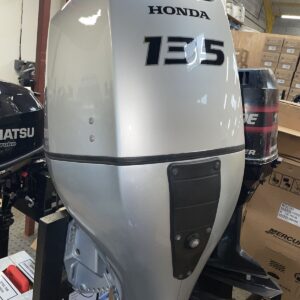2016 Honda 135hp 4-Stroke 25'' Outboard-Motor