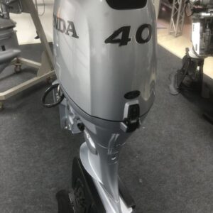 Honda 40hp 4 Stroke 20 Shaft Outboard Motor