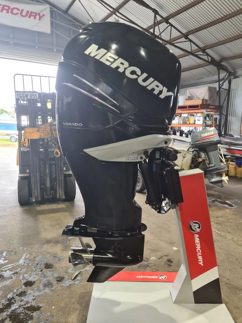 2013 Mercury 200hp Verado 4-Storke 25'' Outboard-Motor - Image 9