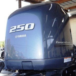 2016 Yamaha 250HP 4-Stroke 25-Shaft Outboard Motor