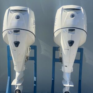Pair 2006 Evinrude E-Tec 250Hp 2 Stroke Outboard Motors